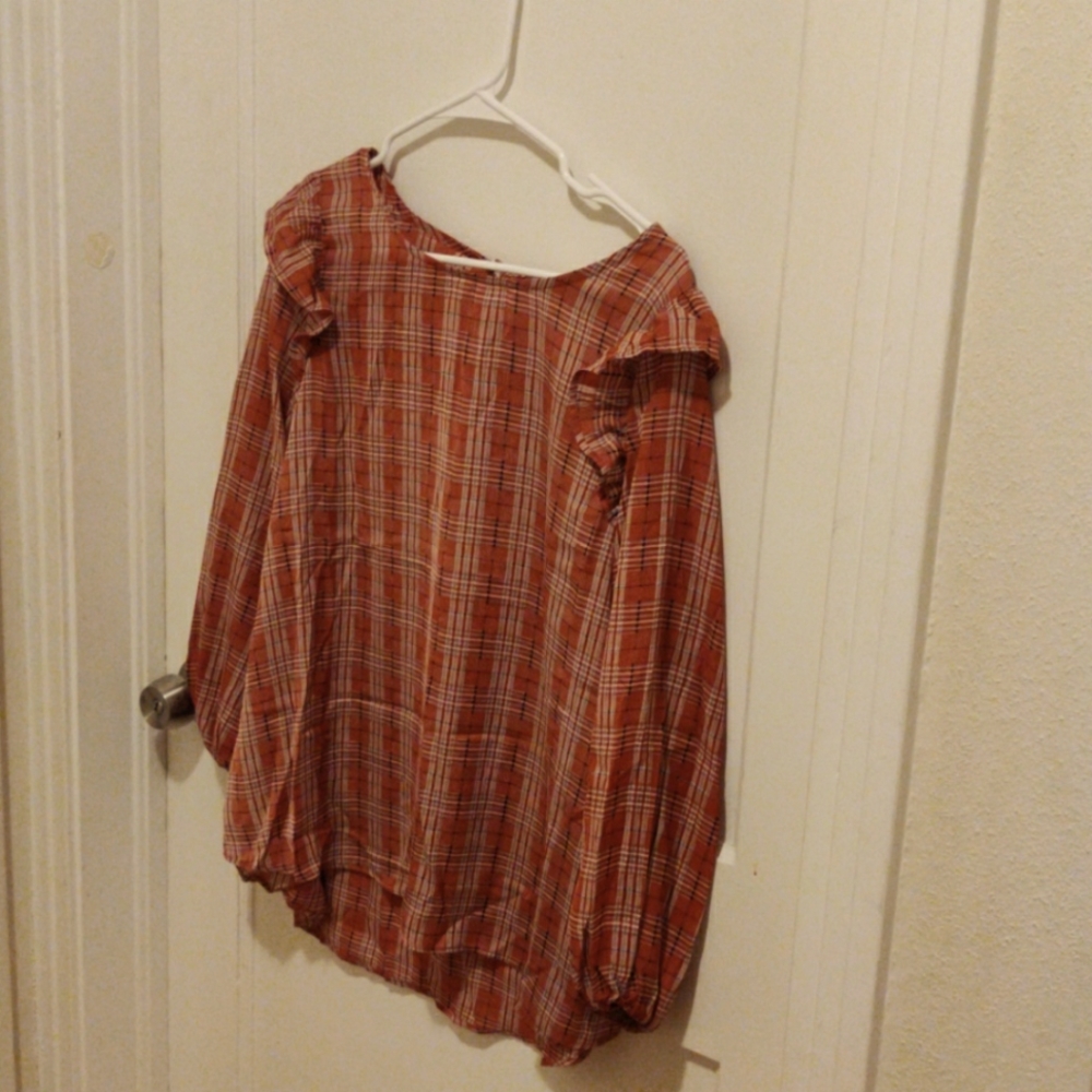 Chiffon feel ruffle shoulder red plaid top